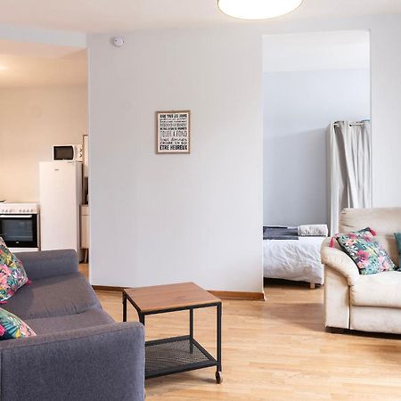 Grand Studio ✰ 35M² ✰ Centre ✰ 4Pers/2Lits ✰ Cuisine ✰ Wifi Candé Zewnętrze zdjęcie