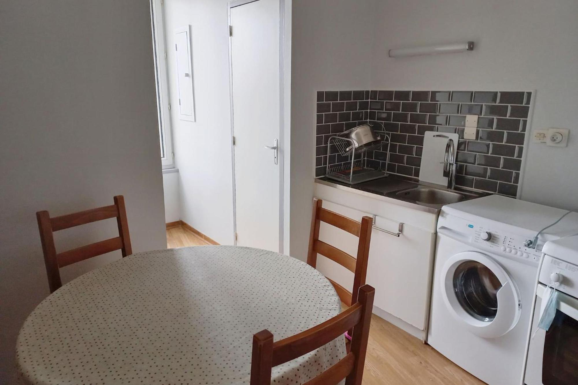 Grand Studio ✰ 35M² ✰ Centre ✰ 4Pers/2Lits ✰ Cuisine ✰ Wifi Candé Zewnętrze zdjęcie