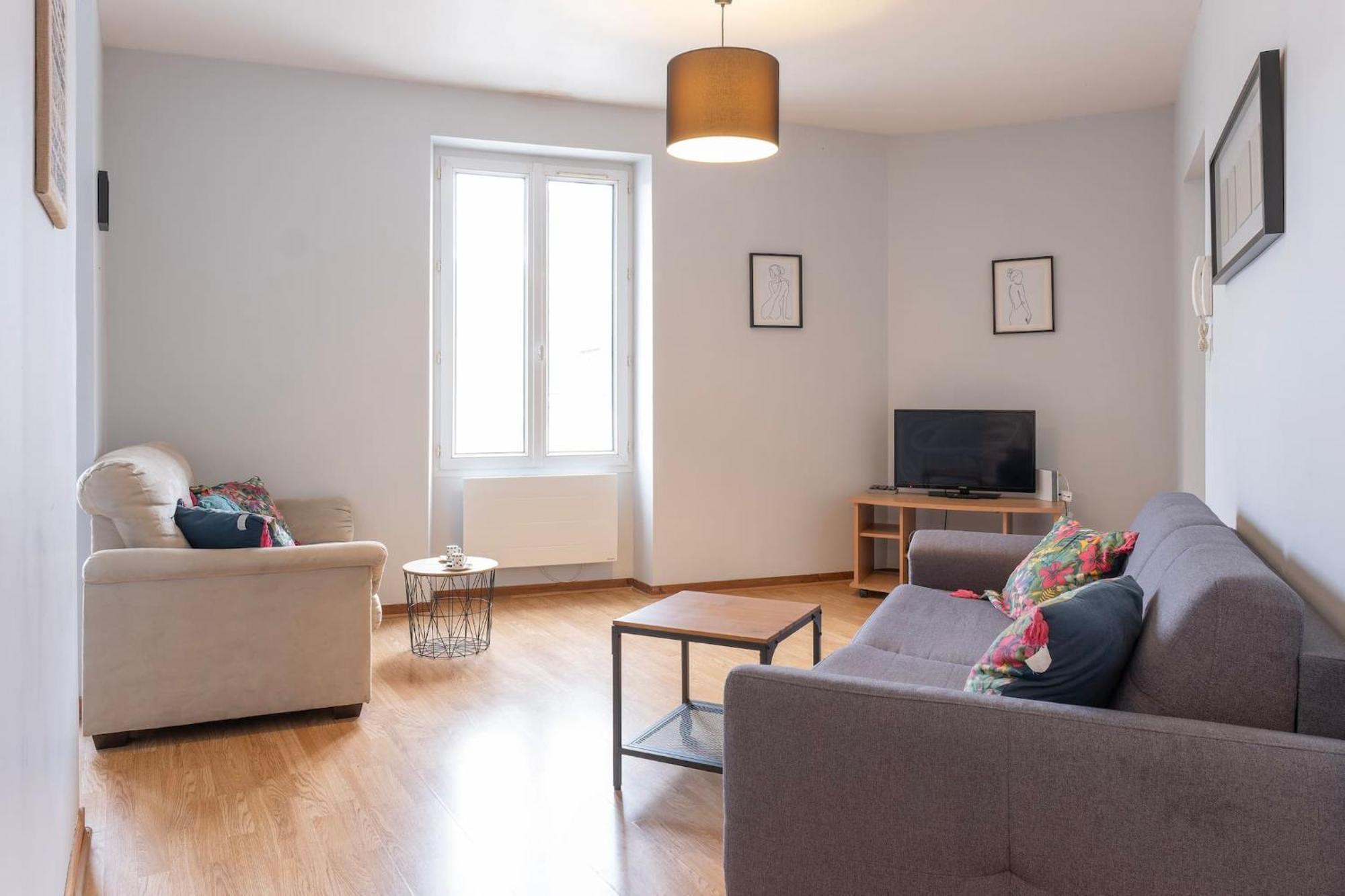 Grand Studio ✰ 35M² ✰ Centre ✰ 4Pers/2Lits ✰ Cuisine ✰ Wifi Candé Zewnętrze zdjęcie