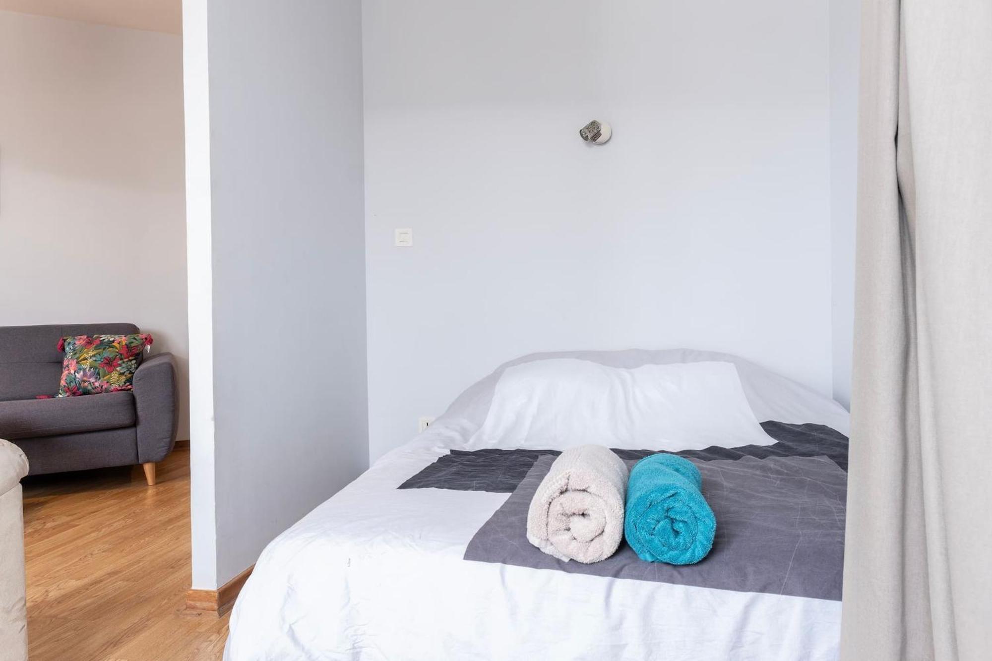 Grand Studio ✰ 35M² ✰ Centre ✰ 4Pers/2Lits ✰ Cuisine ✰ Wifi Candé Zewnętrze zdjęcie